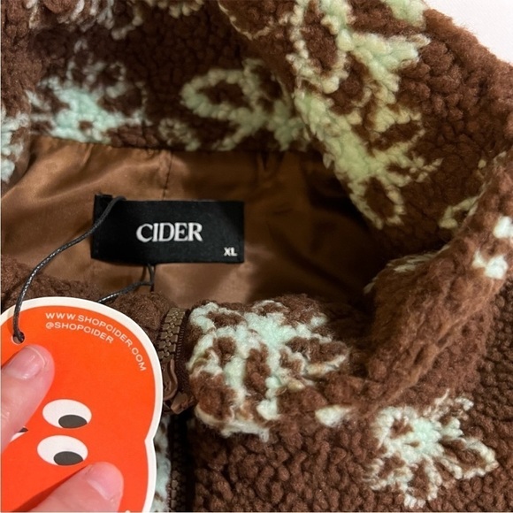 Brown cropped faux fur fleecy xl vest womens cider NWT turquoise front pockets - Picture 7 of 12